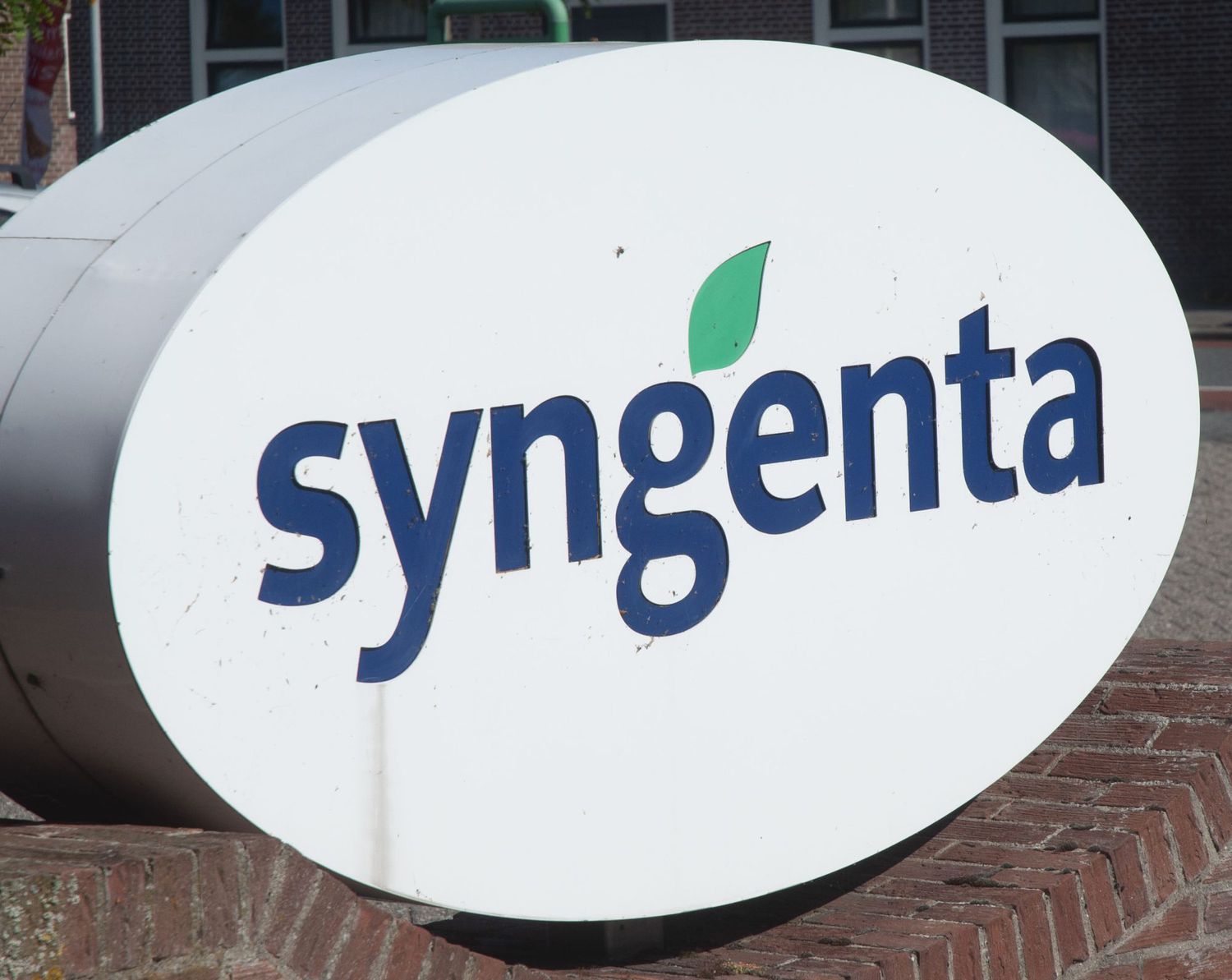 Syngenta and Taranis to Bring Artificial Intelligence to Agriculture Retailers